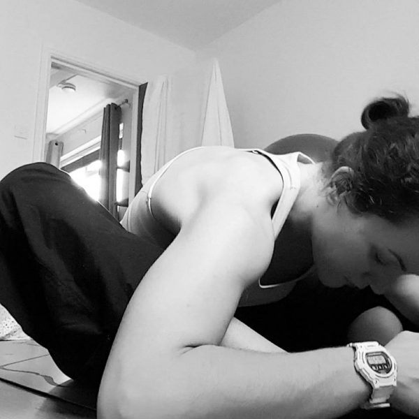 Stretch your stomach slim!